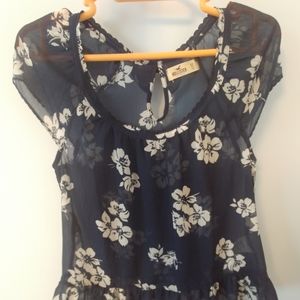 ❣️10/$50❣️:Sheer floral blouse